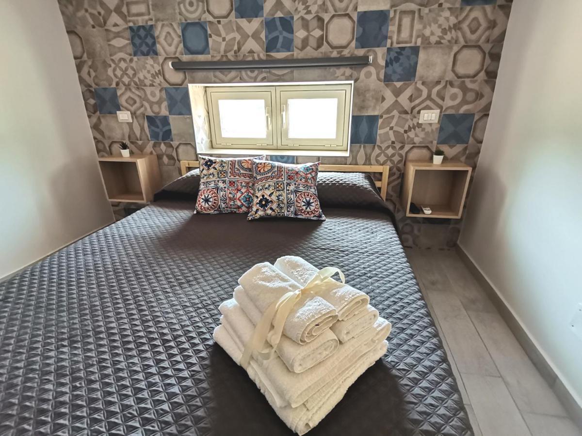 カリーニ Le Metro Bed & Breakfast エクステリア 写真